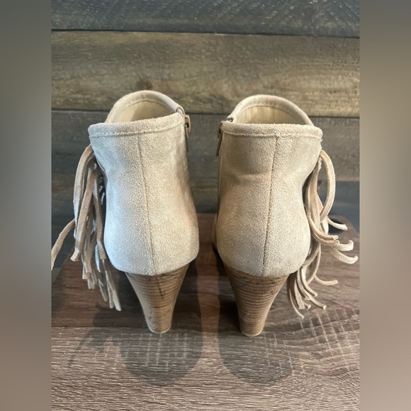 Coconuts by Matisse Size 8 Arlo Cream Faux Suede Open Toe Ankle Booties - Picture 11 of 16